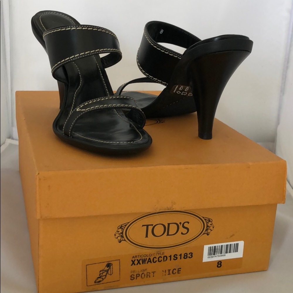 Tod’s black strap sandal heel
